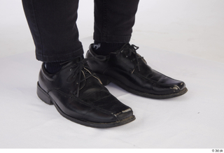 Jerome black oxford shoes foot 0008.jpg